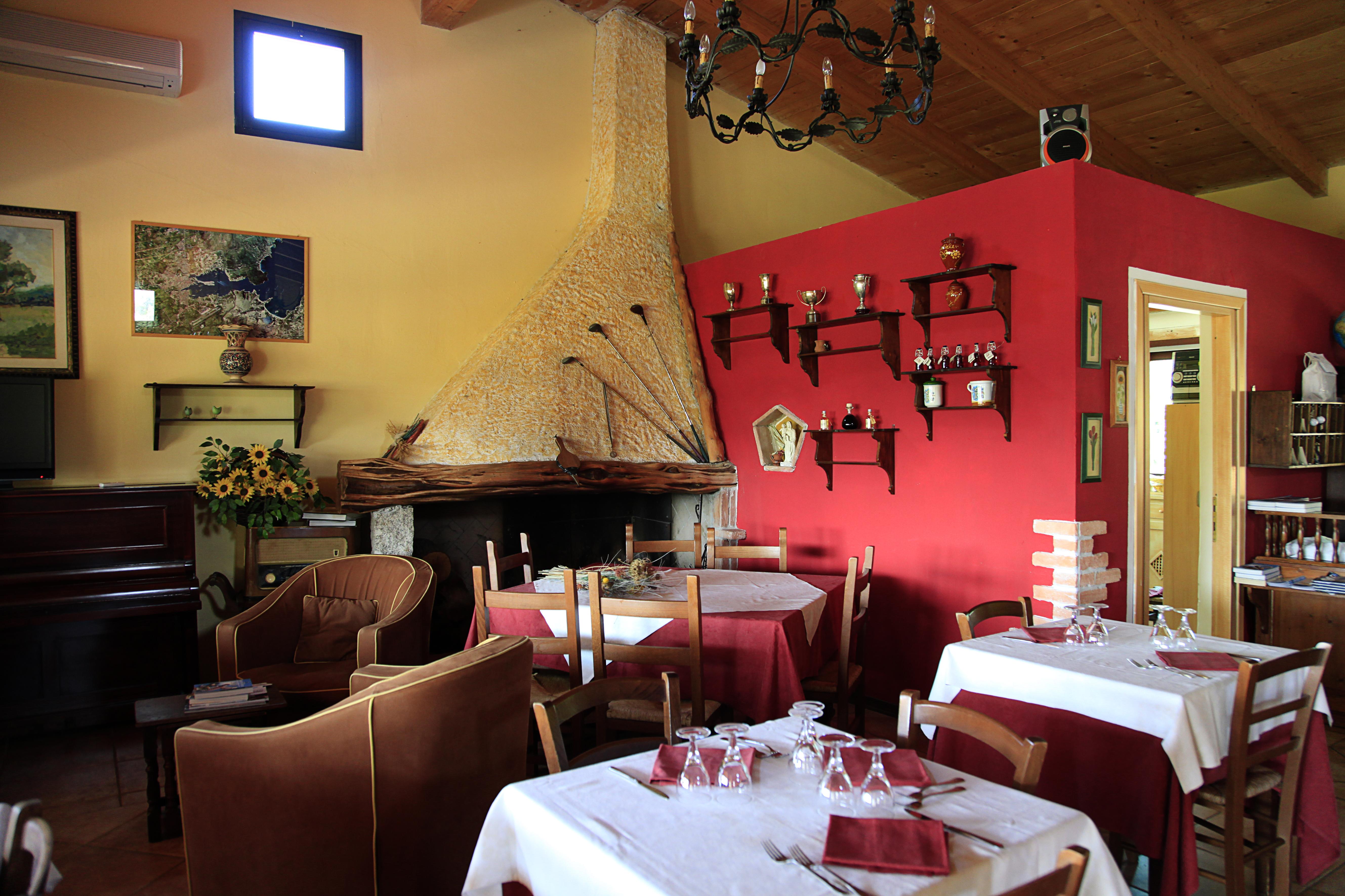 Hotel Borgo Di Campagna à Porto San Paolo  Extérieur photo