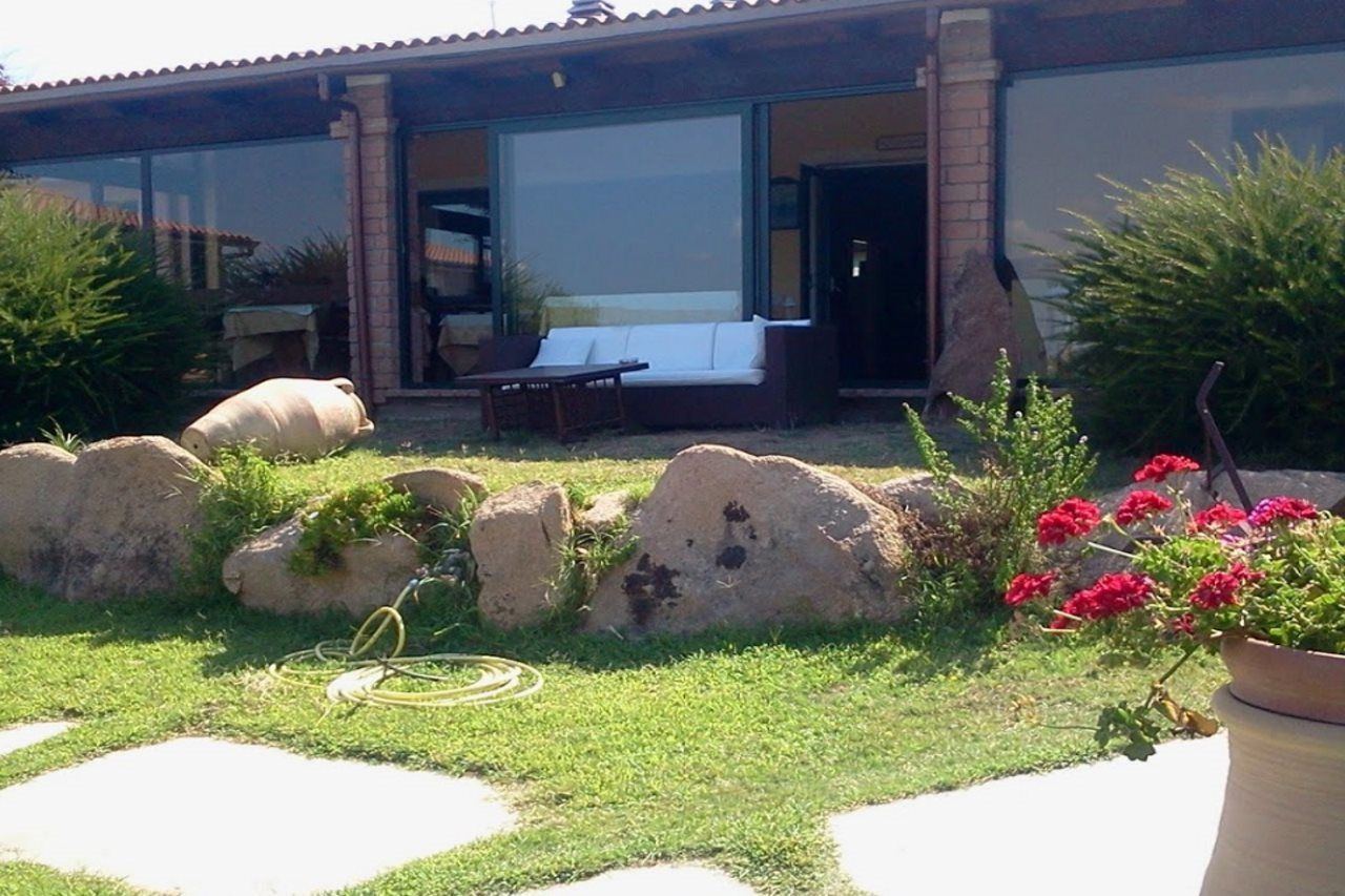 Hotel Borgo Di Campagna à Porto San Paolo  Extérieur photo