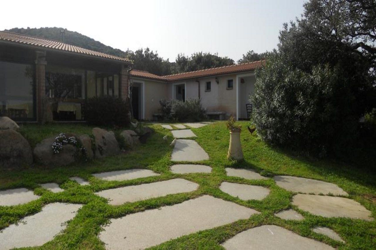 Hotel Borgo Di Campagna à Porto San Paolo  Extérieur photo
